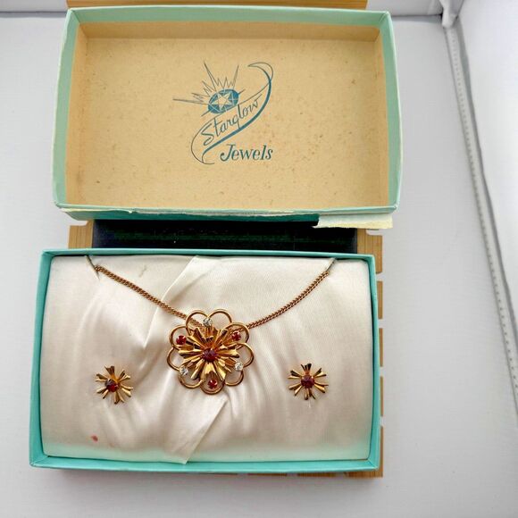 Vintage Starglow Jewels Gold Tone Necklace Brooch Matching Screw Back Earrings - Picture 2 of 9